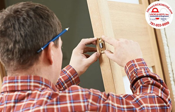 24/7 Residential Locksmith Services - Locks are essential to any residential place. The availability of quality lock systems allows residents to feel secure and protected in their homes. But like any other machinery, locks present problems and require maintenance over time. In that situation, you need professionals who understand the technology and have the proper expertise to carefully provide the repair or maintenance.
We offer the most experienced local residential locksmith. Our team has the qualified professionals who have been in the service for a long time now. Our locksmiths know all kinds of lock technologies and have the experience to resolve multiple issues such as lockouts, key duplication, and much more. 24/7 Residential Locksmith Services - Locks are essential to any residential place. The availability of quality lock systems allows residents to feel secure and protected in their homes. But like any other machinery, locks present problems and require maintenance over time. In that situation, you need professionals who understand the technology and have the proper expertise to carefully provide the repair or maintenance.
We offer the most experienced local residential locksmith. Our team has the qualified professionals who have been in the service for a long time now. Our locksmiths know all kinds of lock technologies and have the experience to resolve multiple issues such as lockouts, key duplication, and much more.