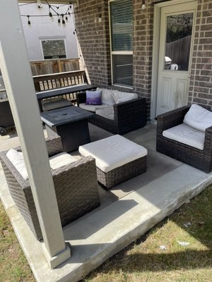 Patio clean-up - Patio cleaning is offered with our driveway cleaning service. We move furniture, and do a thorough clean-up of the surface removing any debris. Patio clean-up - Patio cleaning is offered with our driveway cleaning service. We move furniture, and do a thorough clean-up of the surface removing any debris.