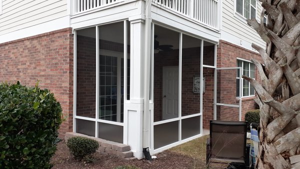 Screened Porch/Balcony - We specialize in premium screen framing design and build for your covered porch or balcony.
We use high quality aluminum patio screening materials for high strength and durability.
I utilize a robust 2x2 aluminum frame with receiving channel for screen room framing in contrast to the commonly used 1x2 open back frame employed by most contractors. 
My high-quality frame is designed to be rust-resistant and allows the vertical posts to be integrated within the channel, providing superior durability. 
This design significantly enhances the structural integrity, especially in high wind conditions, reducing the risk of breakage.