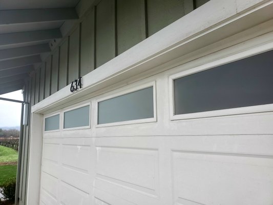 Garage Door Glass Swap, Sonoma CA - This customer is putting her home up on the market.  She just replaced the front door and wanted to have the glass match.   This small change helped her get the look she wanted without having to replace her garage door.