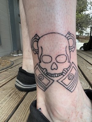 Tattoo School - Here’s where it all started. In May of 2022, Elisabeth attended Monolith Tattoo Academy in Bend, Oregon. Take a look at how it all started. Tattoo School - Here’s where it all started. In May of 2022, Elisabeth attended Monolith Tattoo Academy in Bend, Oregon. Take a look at how it all started.