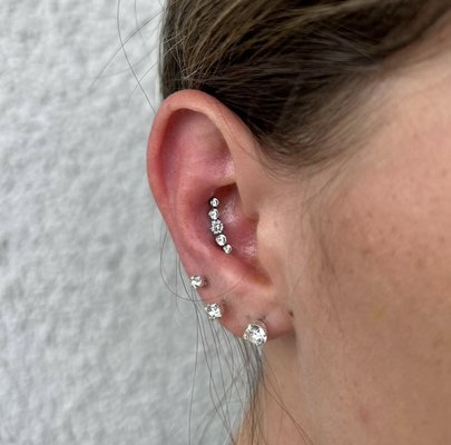 Piercing - We offer perforation services! Welcome to inquire! Piercing - We offer perforation services! Welcome to inquire!