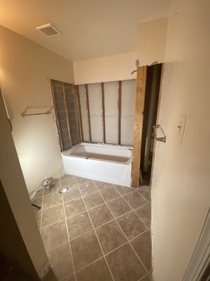 Bathroom Remodel - This remodel job was done in a condominium because a soil line that broke under the concrete floor under the tub. Bathroom Remodel - This remodel job was done in a condominium because a soil line that broke under the concrete floor under the tub.