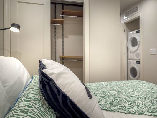 Our newest apartments - Drake East!! - The Drake East is a brand new extension of the Drake on 17th Street; DC's premier luxury apartment location with ideal access to the downtown business district as well as the nightlife, cultural, and retail options of Dupont Circle, Logan Circle, and the 14th Street Corridor. Don't miss out on the opportunity to be the first to experience the exquisite apartment finishes, while enjoying the perks of a full-service luxury apartment building with a full menu of amenities! Our newest apartments - Drake East!! - The Drake East is a brand new extension of the Drake on 17th Street; DC's premier luxury apartment location with ideal access to the downtown business district as well as the nightlife, cultural, and retail options of Dupont Circle, Logan Circle, and the 14th Street Corridor. Don't miss out on the opportunity to be the first to experience the exquisite apartment finishes, while enjoying the perks of a full-service luxury apartment building with a full menu of amenities!