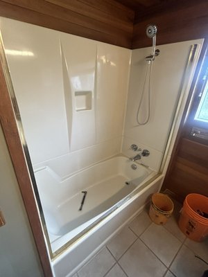 Bathtub into shower conversion - Don’t want to step over the tub anymore? We specialize in removing bathtubs and installing showers for your comfort Bathtub into shower conversion - Don’t want to step over the tub anymore? We specialize in removing bathtubs and installing showers for your comfort