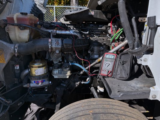 Fleet maintenance - This is an overview of some services we provide “anytime and anywhere”. Fleet maintenance - This is an overview of some services we provide “anytime and anywhere”.