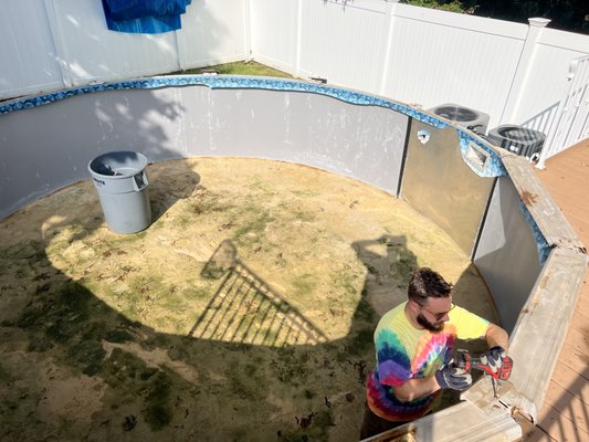 Pool Removals - Let us remove you pool. With over a decade of experience we can help you get rid of that old pool. Whether you plan on replacing your existing pool, or are just removing it for good, we'll do all the work. Pool Removals - Let us remove you pool. With over a decade of experience we can help you get rid of that old pool. Whether you plan on replacing your existing pool, or are just removing it for good, we'll do all the work.