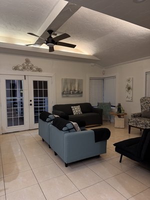 Airbnb cleaning - Vacation rental homes cleaned and disinfected for next guest. Organized and move furniture around Airbnb cleaning - Vacation rental homes cleaned and disinfected for next guest. Organized and move furniture around