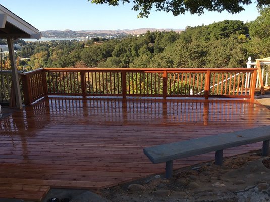 Custom Built Decks - Here are a few deck building projects we completed. We serve Walnut Creek, Pleasant Hill, Concord and the surrounding area.