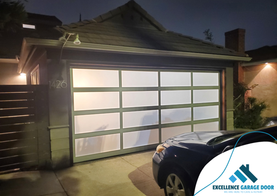 Glass door installation - Installation of a glass door according to the customer's choice.
Standard size. Non-transparent glass.
New door provides reliable and quality.
another satisfied customer ;)