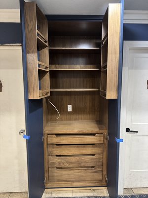 Cabinet Projects - no professional shots - I wanted to include an album of our cabinet projects using normal cameras and no filters or edits. Cabinet Projects - no professional shots - I wanted to include an album of our cabinet projects using normal cameras and no filters or edits.