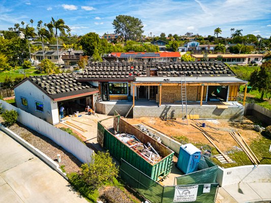Full house renovation (2023) - From structural adjustments to the final details, this project is a great example of how a thoughtful renovation can completely transform a home. If you’re looking to revamp your home from top to bottom, we’re ready to bring your vision to life.