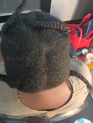 Sisterlocks - Sisterlock installation on type 4 coarse hair. Sisterlocks - Sisterlock installation on type 4 coarse hair.
