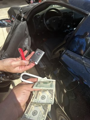 VEHICLE LOCKOUTS - Comps of vehicle unlocks for Lockouts VEHICLE LOCKOUTS - Comps of vehicle unlocks for Lockouts