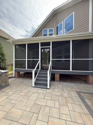 Screened Porches - From a simple repair to full screened porch installations, ERS has got you covered!