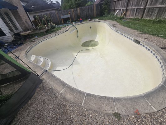 Drain and Clean 
May 14th - Is your pool beyond being blue and need to drain it.
Give Zach a Call this is what I do best.
I get much satisfaction from turning pools 
From Holy Moly
To Holy Waterz 😊