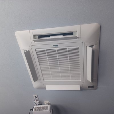 Innovair Multi-Zone Mini- Split System - This Innovair Multi-zone was installed in a garage. The customer didn't want to have a big head unit in his space so we decided to go with these cassette head units.