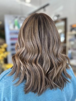 Balayage and highlights - Looking to elevate your hair game? Whether you crave soft, sun-kissed waves or bold, striking contrasts, **balayage** and **highlights** are the perfect options to refresh your look! 

✨ **Balayage**: Get a natural, seamless glow with balayage! This freehand technique gives your hair a sunlit, effortless vibe without harsh lines. Perfect for a low-maintenance, beautiful look that grows out gracefully, giving you soft, blended highlights that turn heads.

💫 **Highlights**: Want a pop of brightness? Highlights are the way to go! Add dimension and depth with expertly placed, vibrant strands of color. Whether you go subtle or dramatic, highlights will give your hair the extra lift it deserves, with a beautiful contrast that shines through every season.

Both services can be customized to fit your personal style and bring out the best in your hair! Treat yourself to a fresh, modern look with balayage or highlights—because you deserve to shine! ✨

Book your appointment today and discover how these coloring techniques can transform your hair!