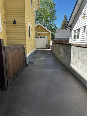Driveway Pressure wash - Transform your driveway with our specialized pressure wash treatment! At Premium PowerWash, we use a unique softwash technique combined with lower pressure to deliver deeper, longer-lasting results. This gentle approach not only removes stubborn stains but also protects your concrete from damage, leaving it looking like new without the harsh impact of traditional high-pressure washing.