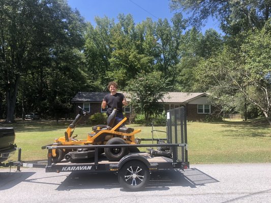 Yard work - We do our best to make sure the customers are happy, we hedge,edge, cut grass and weedeat. Yard work - We do our best to make sure the customers are happy, we hedge,edge, cut grass and weedeat.