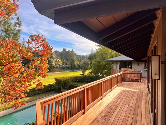 Wood Railing and balcony - Ultimate pictures of one of our best jobs done. Beautiful railing Wood Railing and balcony - Ultimate pictures of one of our best jobs done. Beautiful railing