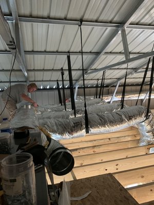 McMinnville Tennessee - New construction of a 4 ton Heat Pump System. 12 supply 3 return insulation. McMinnville Tennessee - New construction of a 4 ton Heat Pump System. 12 supply 3 return insulation.
