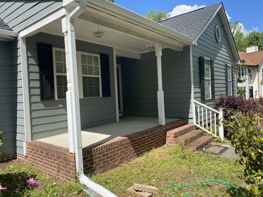 Gutters - Our services include gutter repairs, replacements, and fascia and soffit repairs. We specialize in installing new K Style seamless Aluminum gutters and downspouts, as well as offering multiple gutter cover protection options.