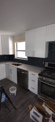 home remodel - this remodel was done to an old kitchen everything was updated so the backsplash needed to be updated as well needed to have new appliances put in and so that's where I came in and now the owner loves being in that kitchen this could be the feeling you have if you choose I'd be handy handyman the feeling of fulfillment and accomplishment and beauty home remodel - this remodel was done to an old kitchen everything was updated so the backsplash needed to be updated as well needed to have new appliances put in and so that's where I came in and now the owner loves being in that kitchen this could be the feeling you have if you choose I'd be handy handyman the feeling of fulfillment and accomplishment and beauty