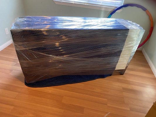 Packing - Our meticulous team goes above and beyond to ensure your belongings are expertly packed and handled with utmost care, safeguarding every item from fragile keepsakes to big furniture items!
