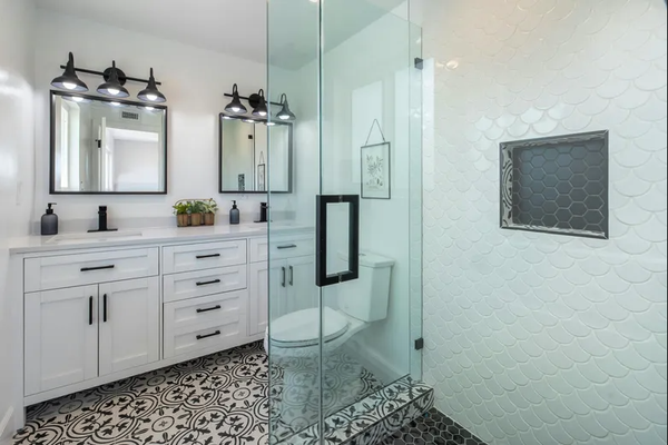 East Tennessee Bathroom Remodel Experts - This remodel was done on an old bathroom that was outdated. They started the process of remodeling the entire house and wanted the bathrooms to set the tone of the style of the house. With brand new vanities, showers and floors the spaces were truly transformed. East Tennessee Bathroom Remodel Experts - This remodel was done on an old bathroom that was outdated. They started the process of remodeling the entire house and wanted the bathrooms to set the tone of the style of the house. With brand new vanities, showers and floors the spaces were truly transformed.