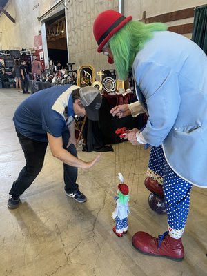 Laffypants and Little Laffy stroll WOW Expo! - Two Laffys are better than one! Laffypants and Little Laffy are available for walk around entertainment. Watch Little Laffy parade around on his circus ball and work his charm on guests of all ages. These two are sure to turn anyone’s frown upside down.