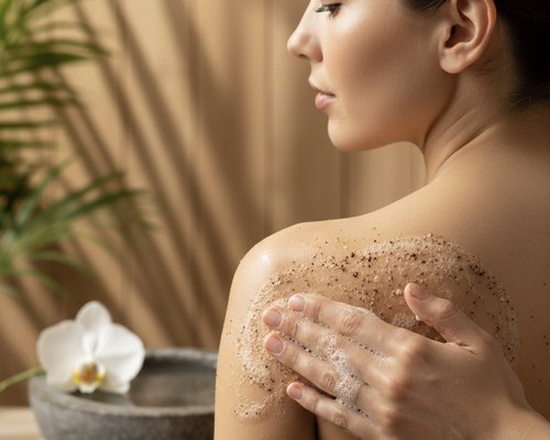 Body scrub & Massage - This luxurious treatment begins with a gentle full-body exfoliating scrub to remove dry, dull skin and boost circulation. Warm towels are used to cleanse and soothe the skin, leaving it soft, smooth, and refreshed.
Your session continues with a customized relaxation massage, focusing on areas of tightness and tension. Light to medium pressure helps melt stress, ease muscle soreness, and calm the mind.
You will leave feeling deeply relaxed with beautifully renewed, glowing skin. Body scrub & Massage - This luxurious treatment begins with a gentle full-body exfoliating scrub to remove dry, dull skin and boost circulation. Warm towels are used to cleanse and soothe the skin, leaving it soft, smooth, and refreshed.
Your session continues with a customized relaxation massage, focusing on areas of tightness and tension. Light to medium pressure helps melt stress, ease muscle soreness, and calm the mind.
You will leave feeling deeply relaxed with beautifully renewed, glowing skin.