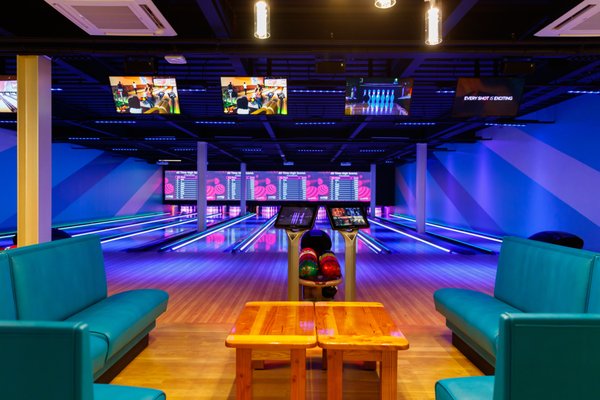 2 Bowling Booth Package - Enjoy a Private Bowling Booth for up to 10 people, with everything you could want in a night out.
Included:
1 hour Private Bowling Booth with 2 lanes for up to 10 people
10 pairs of bowling shoes
1 Large Appetizer (Chicken Tenders, Fries, and Mozzarella sticks)
2 Large Pizzas
Unlimited Soft Drink Pitchers Refills
Free Decorations (Please select the free decorations service add-on in the following page)
Birthday Bowling Pin (Please select the Birthday Bowling Pin service add-on in the following page)
Limited Time Promotion:
10 Free - Hologate Tickets ($100 value)
10 Free - 7D cinema ($100 value)
Note: promotion tickets included are only valid the day of your event
Bowling Booth Booking Terms:
Max Guests: Up to 10 people per booking.
Additional Guests: A $50 per person fee will apply for any guest over the 10-person limit, whether they are bowling or not.
Children's Parties: For kids' birthday parties, 2 chaperones are allowed at no extra charge. 2 Bowling Booth Package - Enjoy a Private Bowling Booth for up to 10 people, with everything you could want in a night out.
Included:
1 hour Private Bowling Booth with 2 lanes for up to 10 people
10 pairs of bowling shoes
1 Large Appetizer (Chicken Tenders, Fries, and Mozzarella sticks)
2 Large Pizzas
Unlimited Soft Drink Pitchers Refills
Free Decorations (Please select the free decorations service add-on in the following page)
Birthday Bowling Pin (Please select the Birthday Bowling Pin service add-on in the following page)
Limited Time Promotion:
10 Free - Hologate Tickets ($100 value)
10 Free - 7D cinema ($100 value)
Note: promotion tickets included are only valid the day of your event
Bowling Booth Booking Terms:
Max Guests: Up to 10 people per booking.
Additional Guests: A $50 per person fee will apply for any guest over the 10-person limit, whether they are bowling or not.
Children's Parties: For kids' birthday parties, 2 chaperones are allowed at no extra charge.