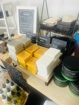 La Luna Skin - La Luna Skin Co.  Exclusively sold only at Urban Sugar Salon