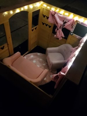 Playhouse - Playhouse