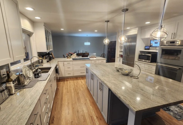 Our Cleaning Transformations - Enjoy a Spotless Home—Without the Hassle!
Professional home cleaning you can count on. Our experienced team delivers sparkling kitchens, fresh bathrooms, and tidy living spaces—so you can relax and enjoy your home. Flexible scheduling, affordable rates, and free quotes. Book your cleaning today!