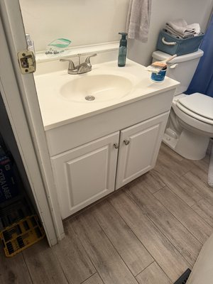 Repair and refinishing of cabinet - Customer had her under sink cabinet damaged and molded
Task was to replace damaged parts and fix existing.