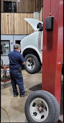 Brake Repair Services(M-F 8am-5pm) - Trustworthy Brake Services for Your Safety
Feel confident every time you hit the road with our professional brake services. Whether you need inspections, repairs, or complete replacements, our experienced team ensures your brakes perform at their best.
Comprehensive Brake Inspections
Repairs & Replacements
Quality Parts & Expert Technicians
Don’t wait—protect yourself and your passengers.
Contact us today to schedule your brake service! Brake Repair Services(M-F 8am-5pm) - Trustworthy Brake Services for Your Safety
Feel confident every time you hit the road with our professional brake services. Whether you need inspections, repairs, or complete replacements, our experienced team ensures your brakes perform at their best.
Comprehensive Brake Inspections
Repairs & Replacements
Quality Parts & Expert Technicians
Don’t wait—protect yourself and your passengers.
Contact us today to schedule your brake service!