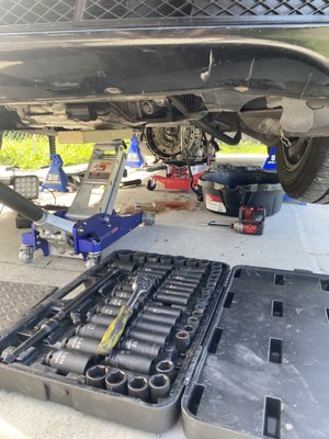 550i Oil leak - Costumer complain about mayor oil leak on his driveway, after diagnostics we determinate it was his rear main seal. costumer state it was replace before but the true it was improper installed and leaking still. we proceed to install a new one and never have a leak issue again. 550i Oil leak - Costumer complain about mayor oil leak on his driveway, after diagnostics we determinate it was his rear main seal. costumer state it was replace before but the true it was improper installed and leaking still. we proceed to install a new one and never have a leak issue again.
