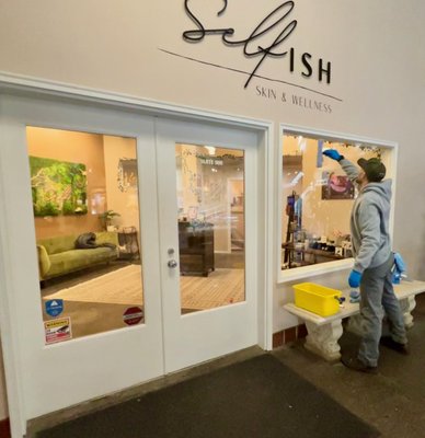 Residential Storefront Window Cleaning - Two recent window cleaning projects for clients with Puddles Pressure Washing.
This beautiful home is along the banks of the Washougal River in Washougal.
There was sap from the surrounding trees and multiple bird-mess spots on the glass.
The storefront cleaning was done for Selfish Skin and Wellness located in downtown Vancouver. Residential Storefront Window Cleaning - Two recent window cleaning projects for clients with Puddles Pressure Washing.
This beautiful home is along the banks of the Washougal River in Washougal.
There was sap from the surrounding trees and multiple bird-mess spots on the glass.
The storefront cleaning was done for Selfish Skin and Wellness located in downtown Vancouver.