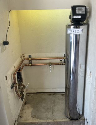 Worried about what is in your water? - Worry no more. Mastercraft plumbers can quickly, and easily install a whole home filtration system that can solve the chloramine and chlorine problem. As well as inhibit the hard water build up, keeping your appliances running right. Keep your fixtures looking fantastic and your tap water drinkable. Call us today, to get more information on using a whole house 5 stage carbon filtration system, with an ion scale inhibitor.