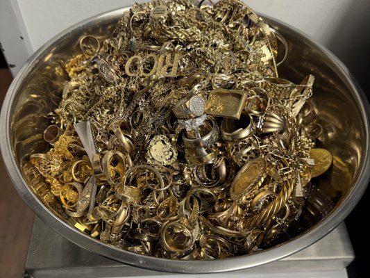Gold & Silver Scrap - We buy gold and silver scrap bars with assay at the most competitive rates! Call us today for current market rates! Gold & Silver Scrap - We buy gold and silver scrap bars with assay at the most competitive rates! Call us today for current market rates!