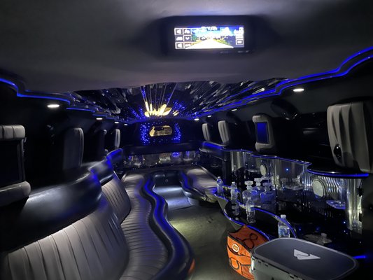 Limousines and VIP transportation - Limousines, VIP services, Airport services, Night out,Birthday party services, Wedding transportation,Bachelor party, Bachelorette, All the transportation you need with 5 star rate. Limousines and VIP transportation - Limousines, VIP services, Airport services, Night out,Birthday party services, Wedding transportation,Bachelor party, Bachelorette, All the transportation you need with 5 star rate.