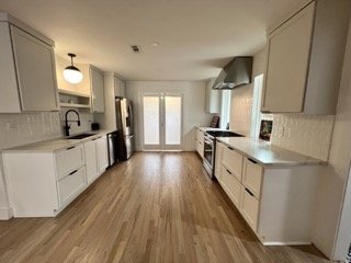 Complete House Remodeling 2023 - This remodel was done in a house that was in a really bad shape. We turned it into an updated and modern home. Complete House Remodeling 2023 - This remodel was done in a house that was in a really bad shape. We turned it into an updated and modern home.