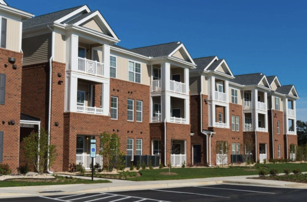Move In/Move Out Inspections - We provide thorough move-in and move-out inspections to help clients avoid potential disputes and ensure a smooth transition. Our detailed assessments document the property's condition, highlighting any pre-existing issues or necessary cleanup before or after a move. By addressing concerns upfront, we help protect tenants, landlords, and property owners from unexpected costs or misunderstandings.