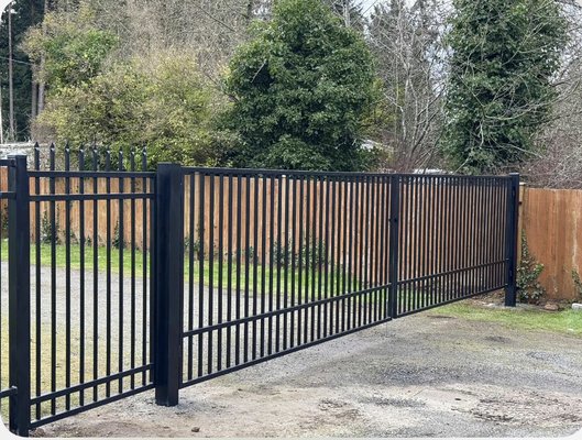 Gates and fences we are have been installed and prices - Fence and gates installation projects
We are have very competitive price and decent quality