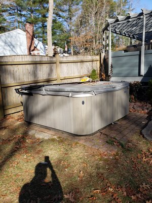 Hot Tub Removal in Plymouth MA - Before & After Photos of a Hot Tub Removal in Plymouth MA. Do you have an old hot tub that is no longer being used? Give us a call or send us a text and we will give you a quote to remove it.