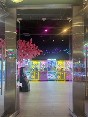Konnichiclaw - Our claw machines stand out for their unique inspired designs and exceptional quality. The attention to detail in the aesthetics—from the bright, welcoming colors to the intricate designs—ensures our machines not only play great but look stunning, making them a must-visit attraction for anyone We try to keep a variety of popular in demand and trending prizes, as well as some classics. Konnichiclaw - Our claw machines stand out for their unique inspired designs and exceptional quality. The attention to detail in the aesthetics—from the bright, welcoming colors to the intricate designs—ensures our machines not only play great but look stunning, making them a must-visit attraction for anyone We try to keep a variety of popular in demand and trending prizes, as well as some classics.