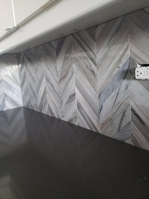 ✔Kitchen Back-Splash - Make your purchases and rely on our craftsmen for the laying and installation! ✔Kitchen Back-Splash - Make your purchases and rely on our craftsmen for the laying and installation!