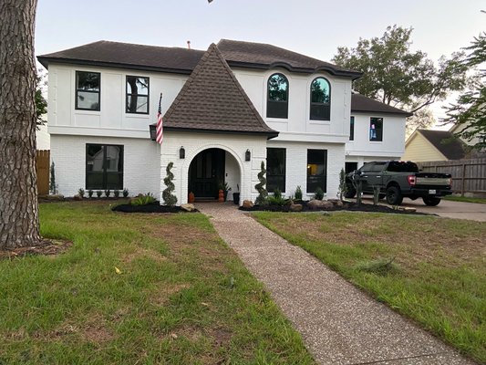 Exterior Painting - Complete exterior transformation ✨
This home received a full professional exterior paint makeover, creating a cleaner, brighter, and more modern appearance while adding long-term protection against Florida weather.
From detailed preparation to the final coat, every step was completed with precision and care to deliver a beautiful, long-lasting finish that completely elevated the home’s curb appeal.
Another stunning transformation by Martinghi’s Painting LLC.
📞 Free estimates available Exterior Painting - Complete exterior transformation ✨
This home received a full professional exterior paint makeover, creating a cleaner, brighter, and more modern appearance while adding long-term protection against Florida weather.
From detailed preparation to the final coat, every step was completed with precision and care to deliver a beautiful, long-lasting finish that completely elevated the home’s curb appeal.
Another stunning transformation by Martinghi’s Painting LLC.
📞 Free estimates available